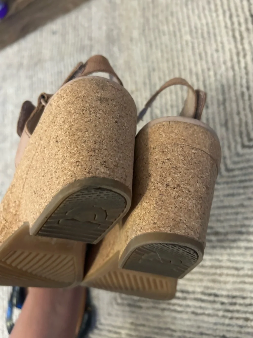 EARTH Kaya Kella Size 8 Beige Women’s Cork Platform Sandals in Brown